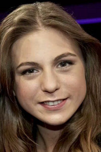 Caroline Dahl backdrop