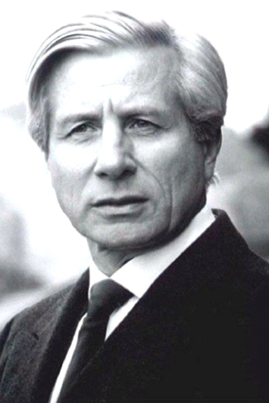 Romano Malaspina backdrop