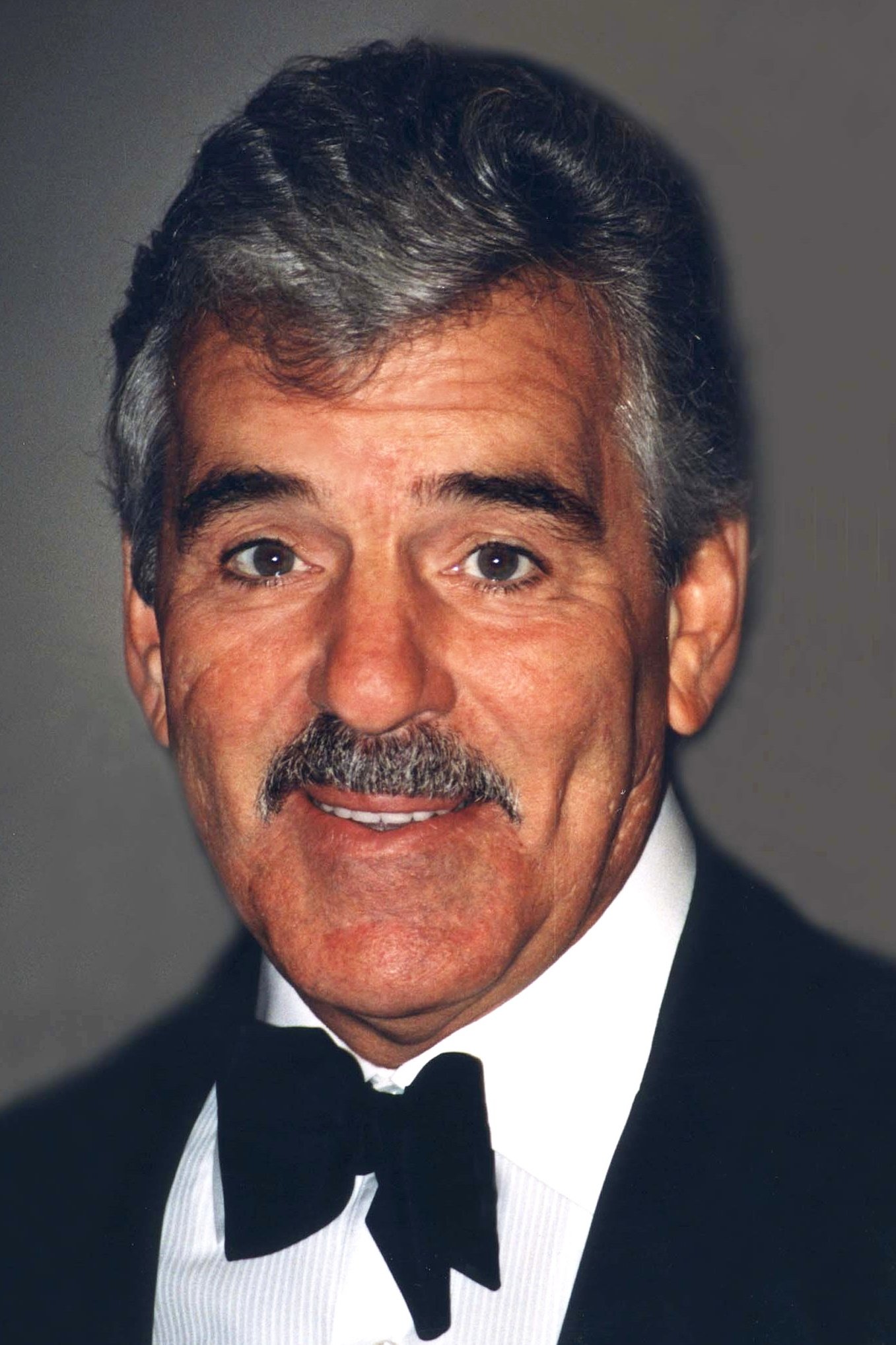 Dennis Farina backdrop