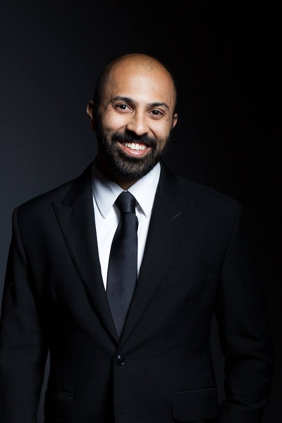 Ritesh Batra backdrop