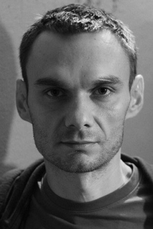 Askold Kurov backdrop