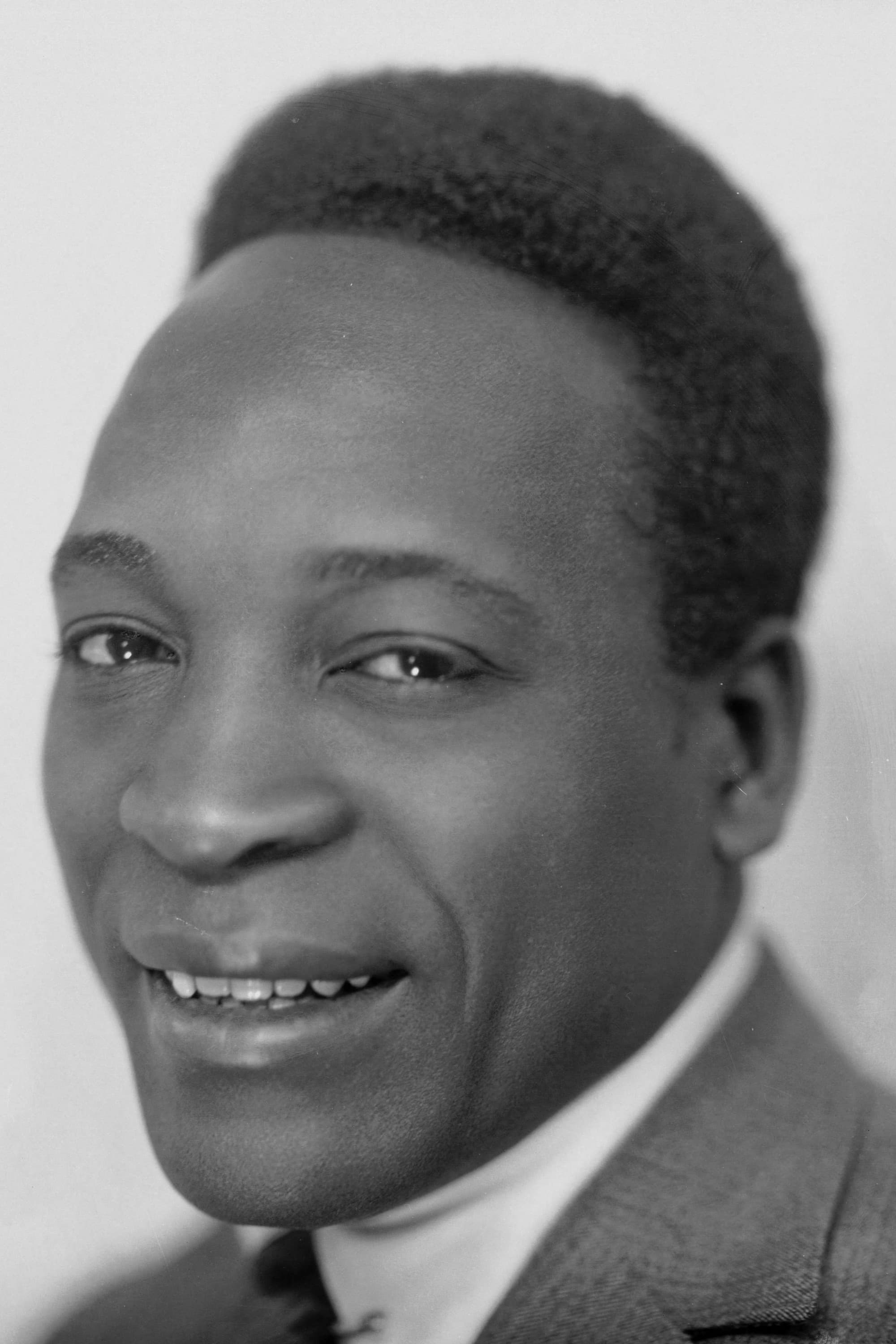 Habib Benglia backdrop