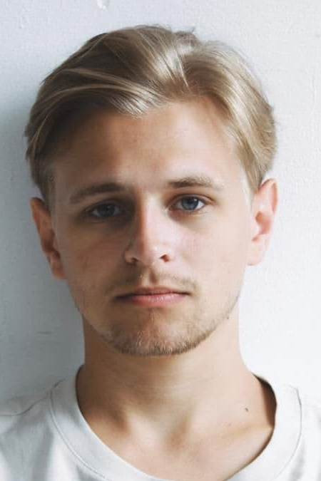 Aleksandr Drobitko backdrop