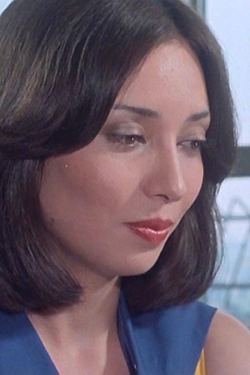 Kumi Taguchi backdrop