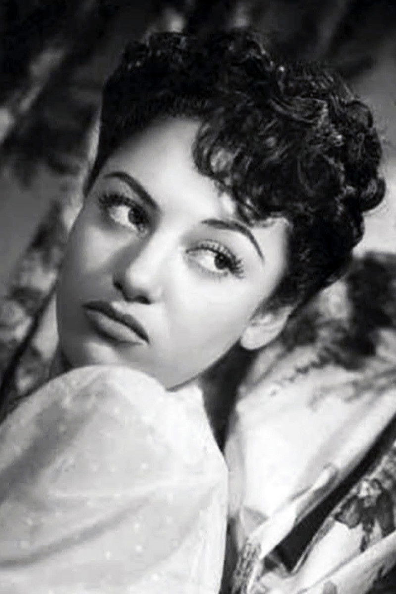 Eloísa Cañizares backdrop