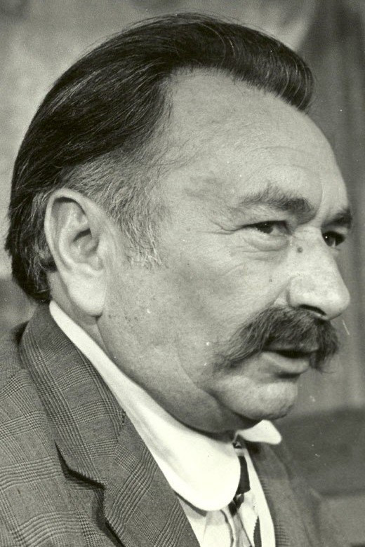 Rafael de Carvalho backdrop