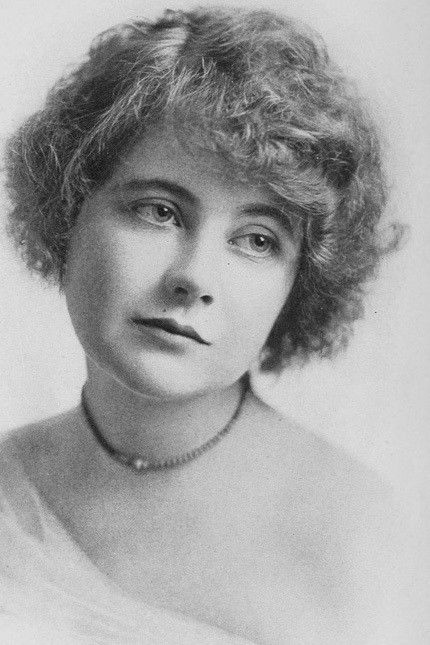 Marguerite Marsh backdrop