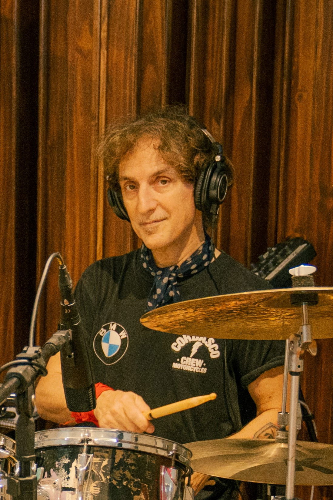 Fernando Samalea backdrop