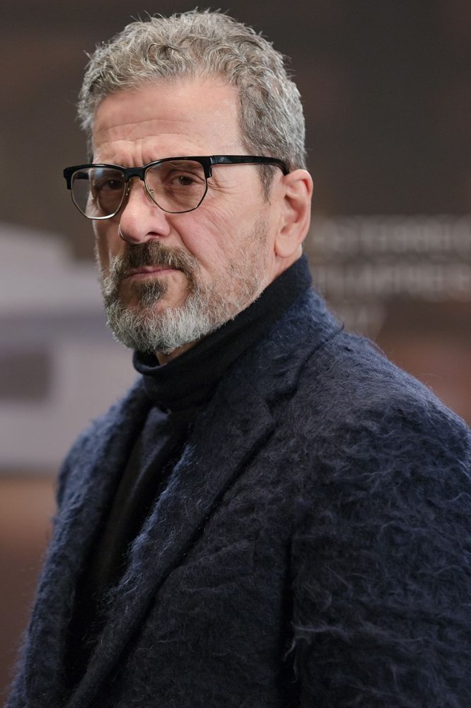 Franz Novotny backdrop