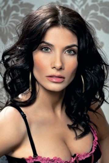 Eva Dekastelo backdrop