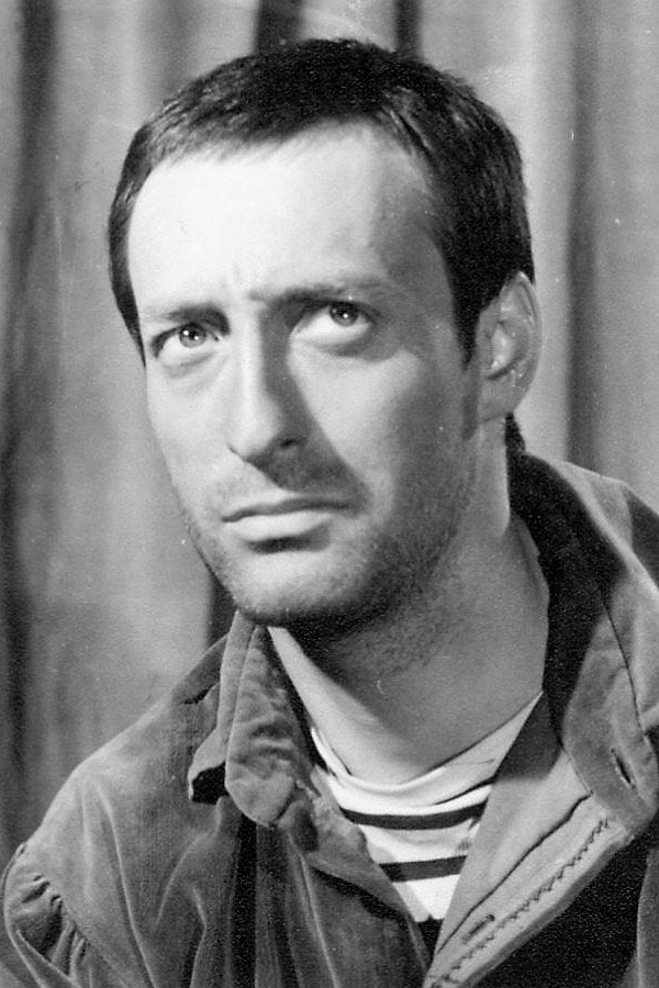 Mircea Veroiu backdrop