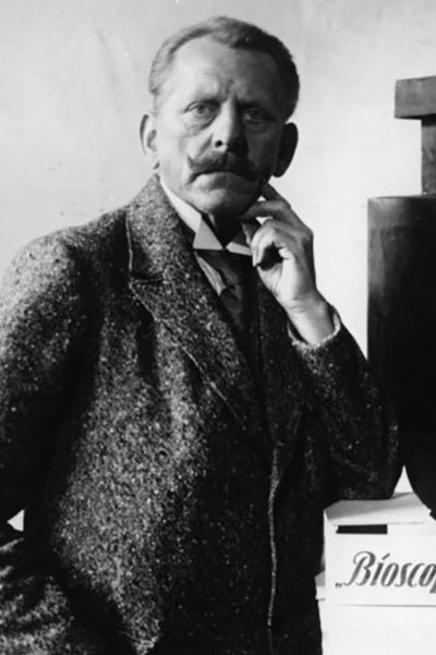 Max Skladanowsky backdrop