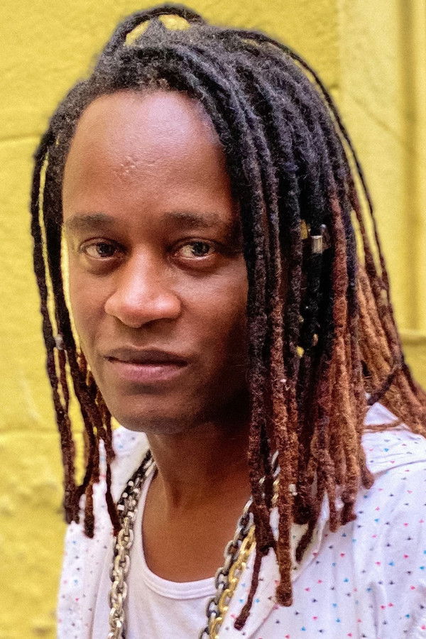 Toni Garrido backdrop