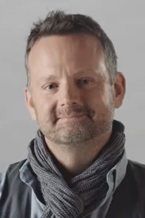 Julian Nicole-Kay backdrop