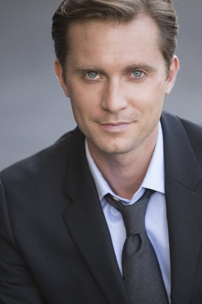 Maxfield Lund backdrop