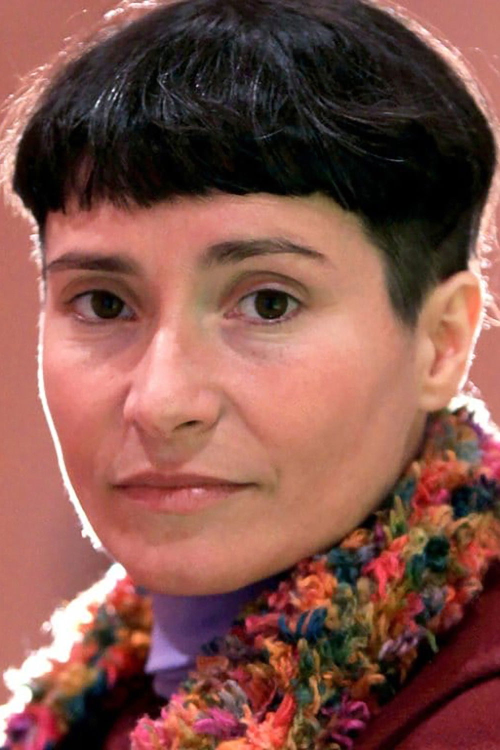 Manuela Azevedo backdrop