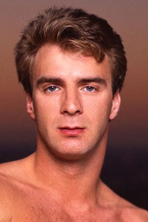 Cole Carpenter backdrop