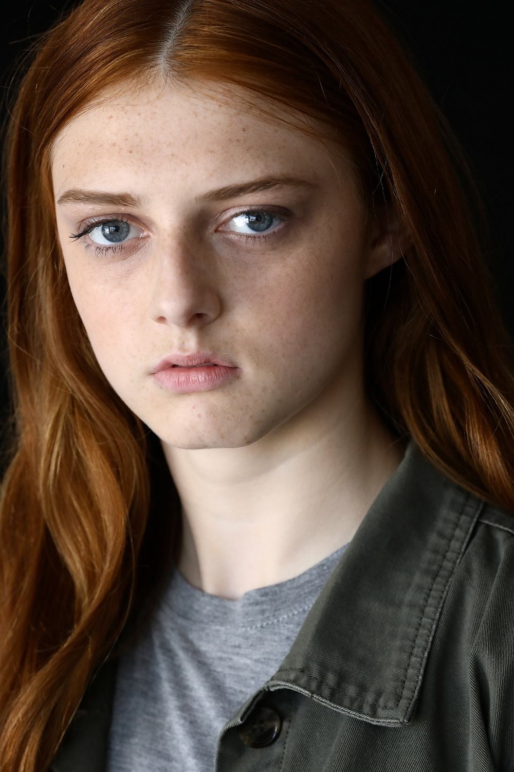 Alexandra Doke backdrop