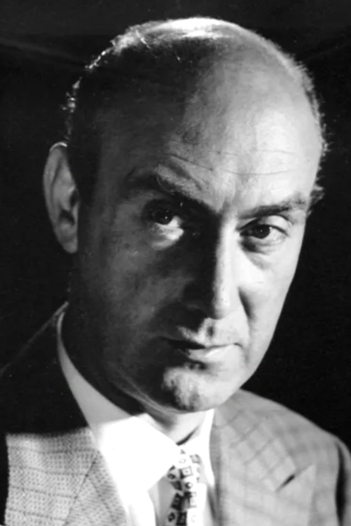 Consalvo Dell'Arti backdrop