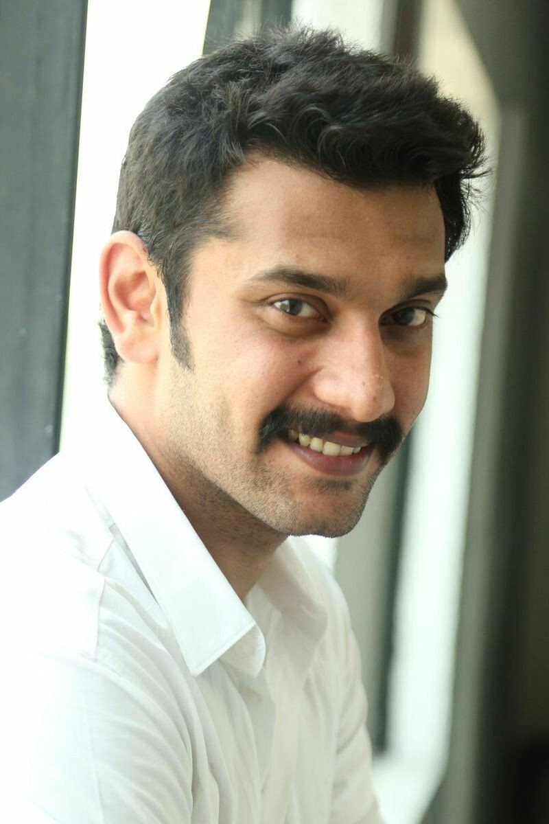 Arulnithi backdrop