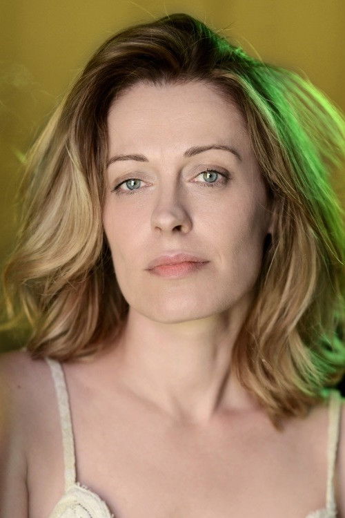 Simona Nasi: Simona Nasi backdrop