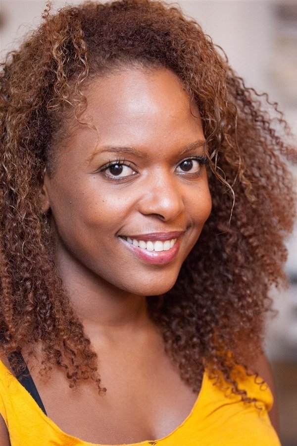 Stana Roumillac → Stana Roumilak backdrop