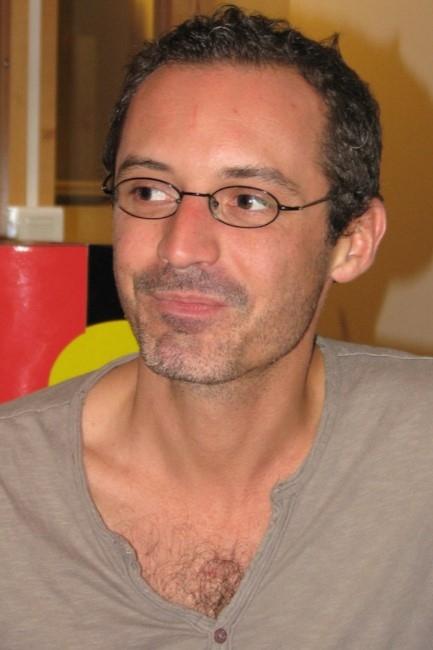 Arthur de Pins backdrop