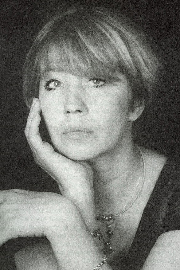 Carmen Galin backdrop