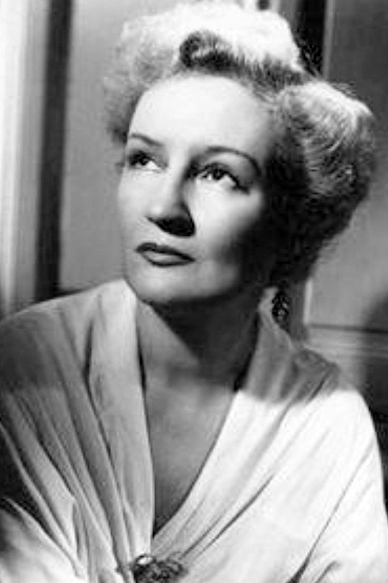 Maruja Gil Quesada backdrop