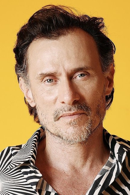 Enrique Díaz backdrop