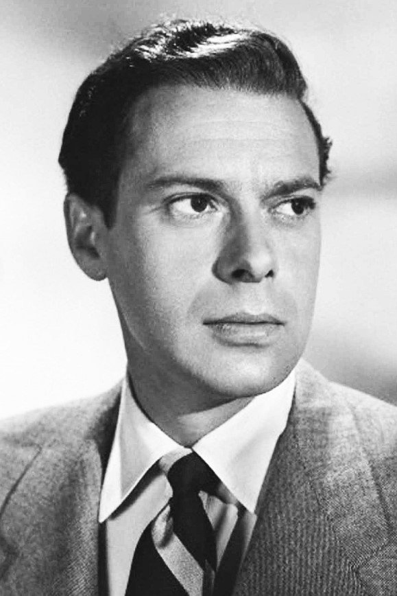 Ross Elliott backdrop