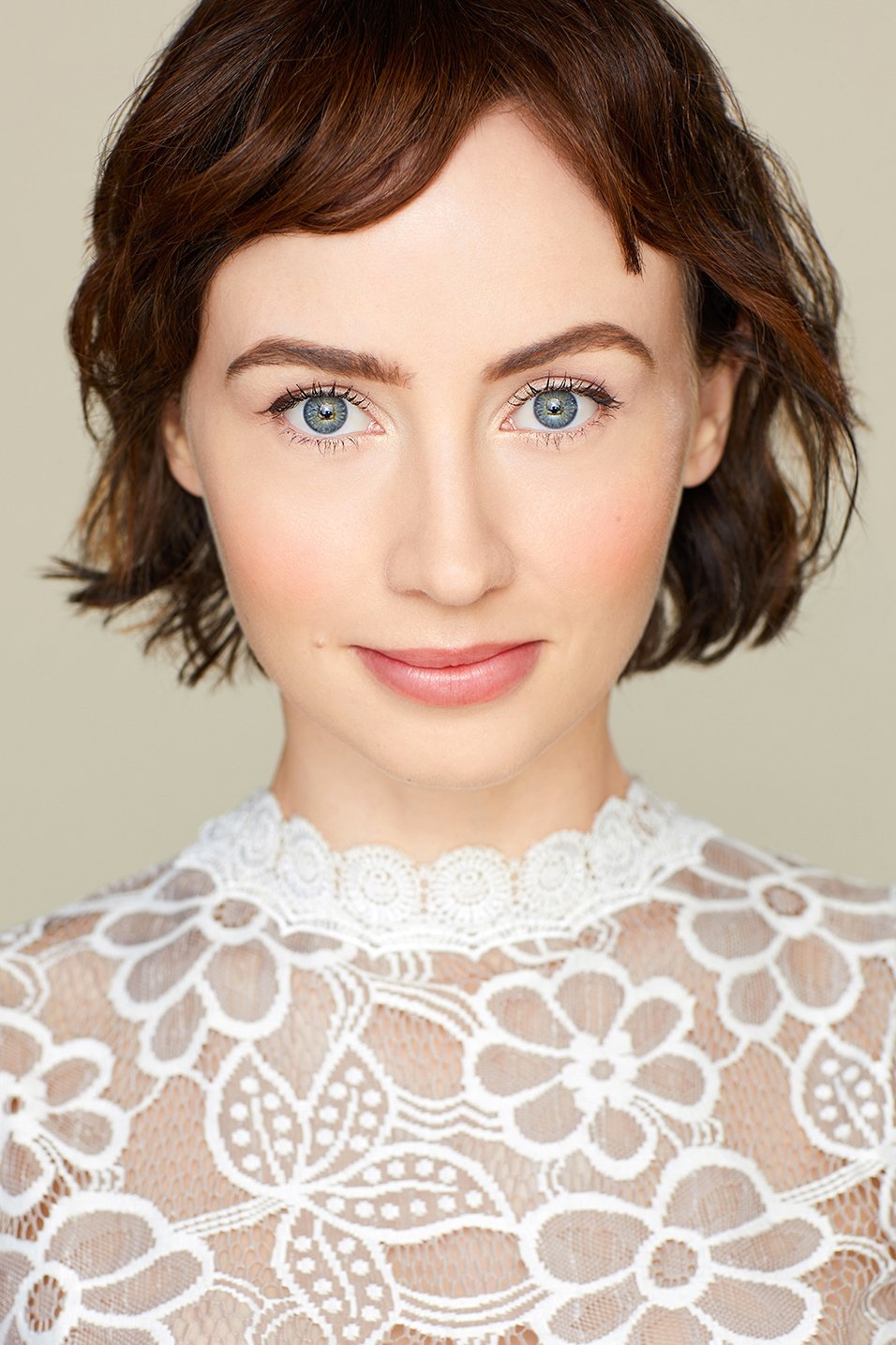 Rayne Bidder backdrop