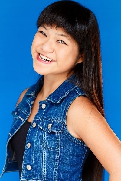 Madison Dae Clarion backdrop