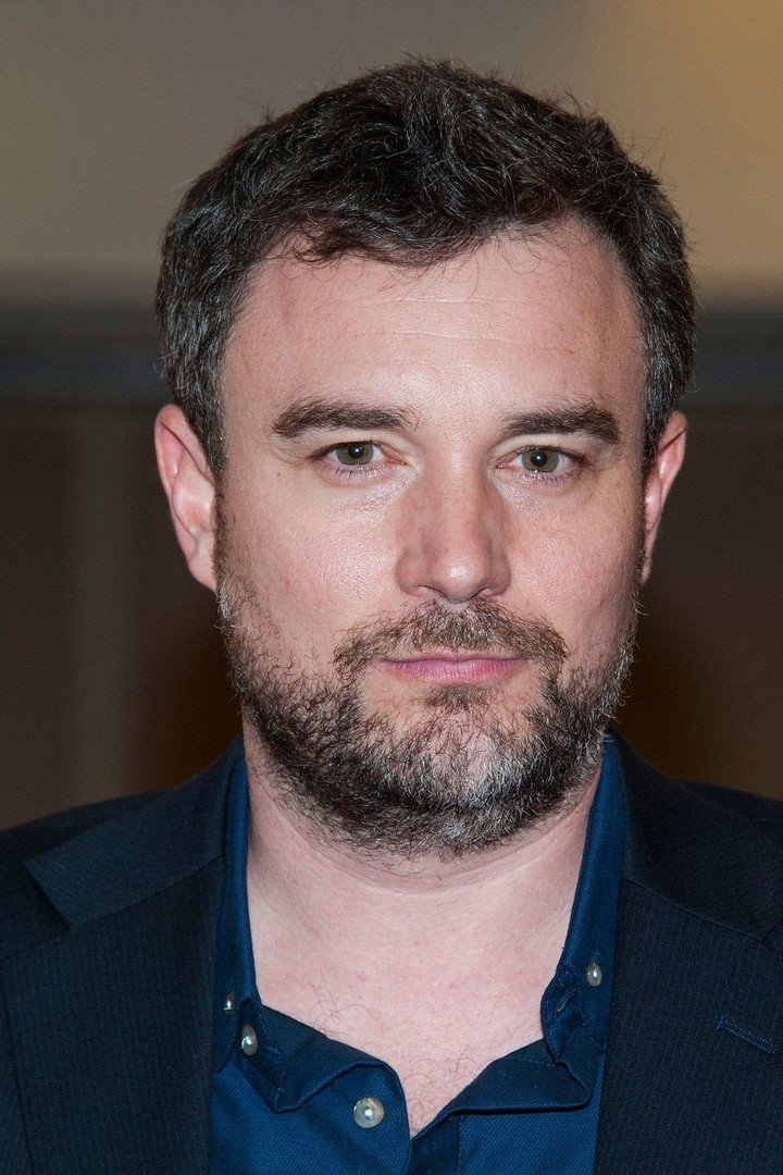 Esteban Crespo backdrop