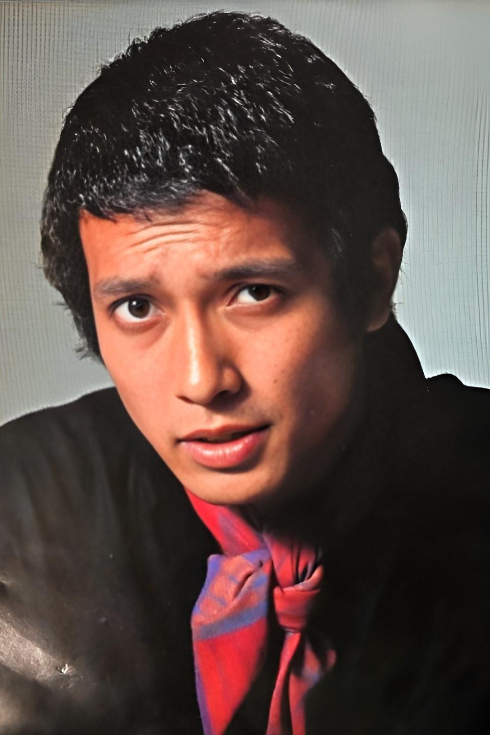 Kentarō Shimizu backdrop