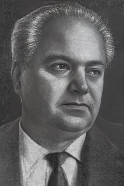 Aleksandr Lukin backdrop