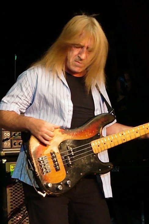 Trevor Bolder backdrop