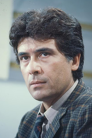 Paulo Figueiredo backdrop