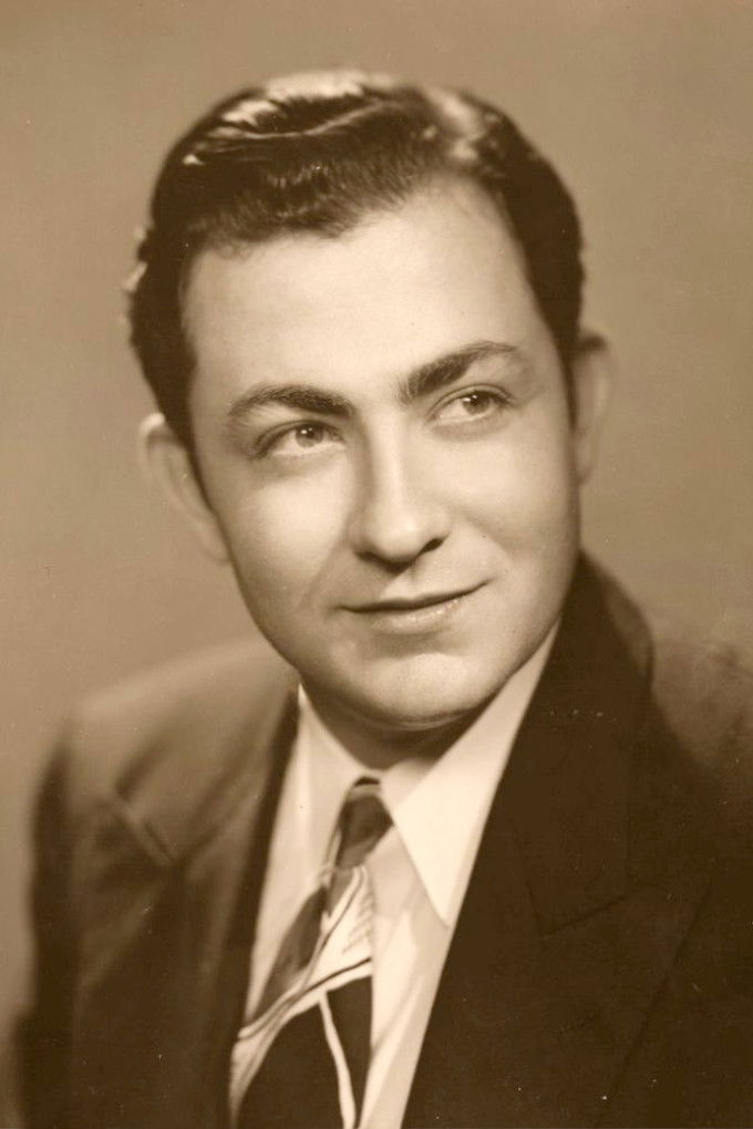 Norman Foster backdrop