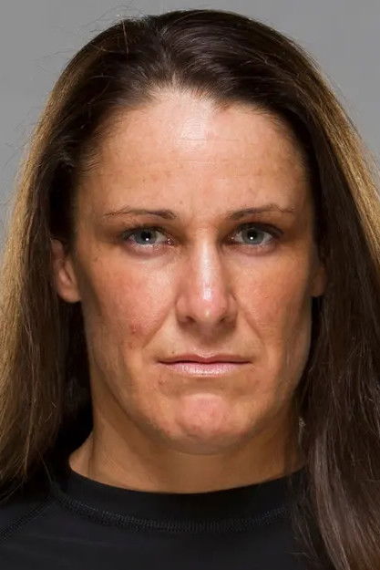 Tara LaRosa backdrop