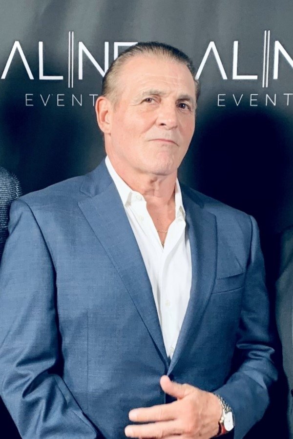 Kenneth Simmons backdrop