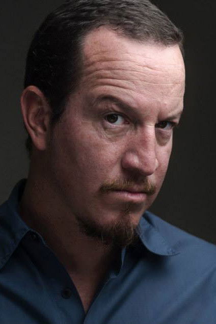 Andrés Crespo backdrop