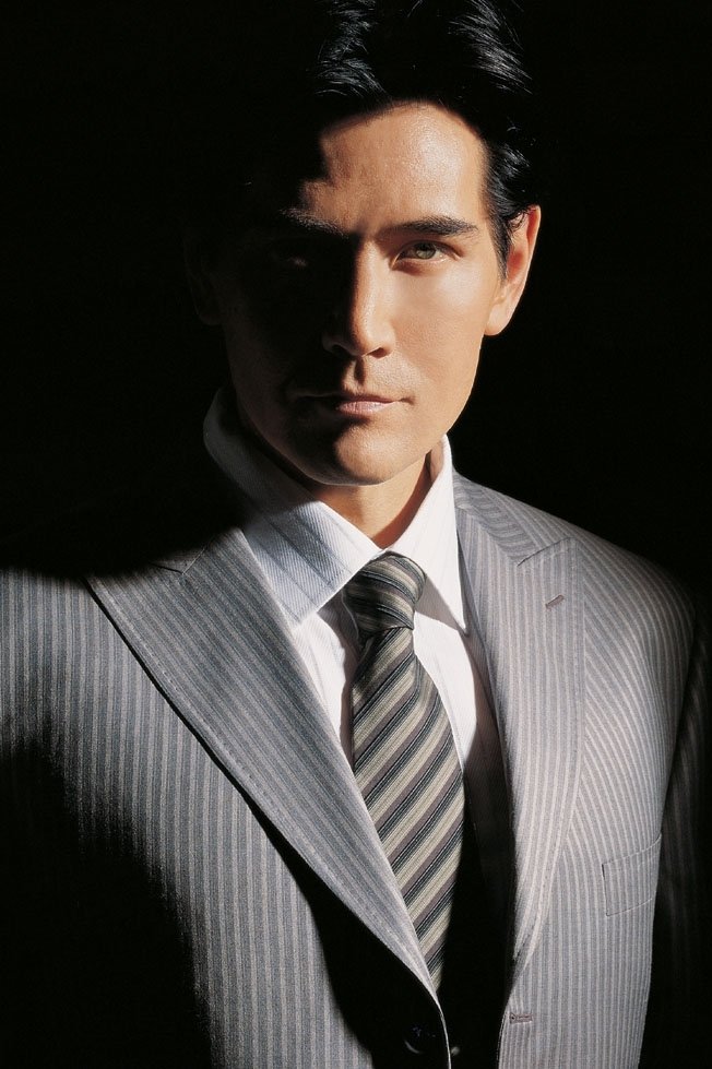 Kris Phillips backdrop