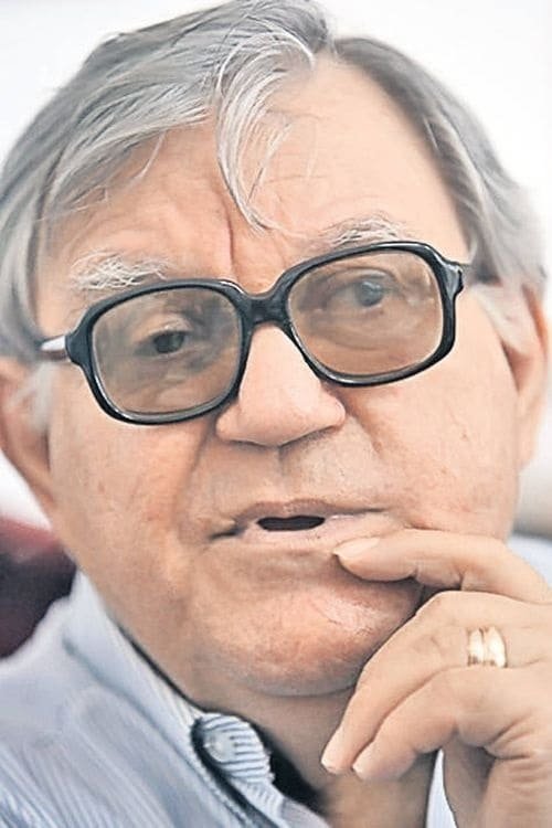 Geo Saizescu backdrop