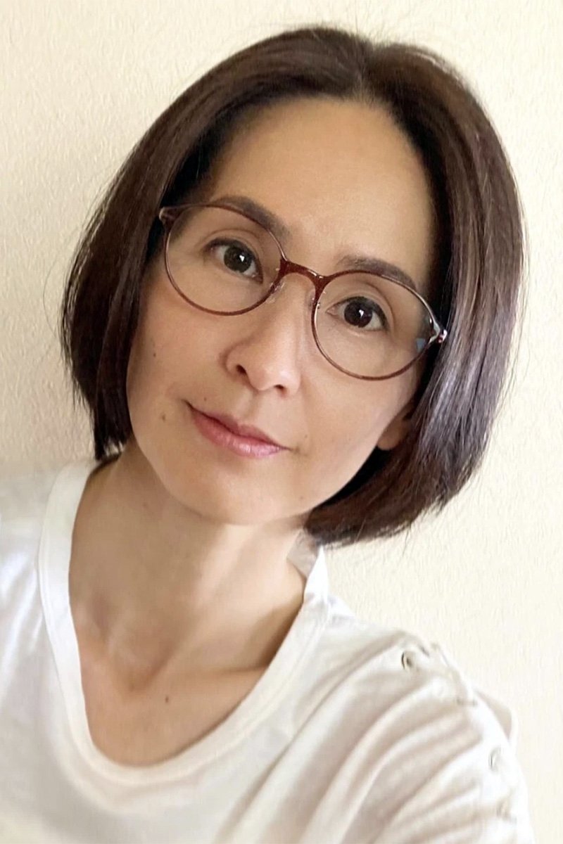 Motoko Nagino backdrop