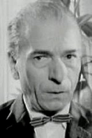 Koulis Stoligas backdrop