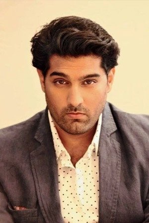 Kunaal Roy Kapur backdrop