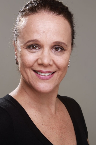 Mirna Spritzer backdrop