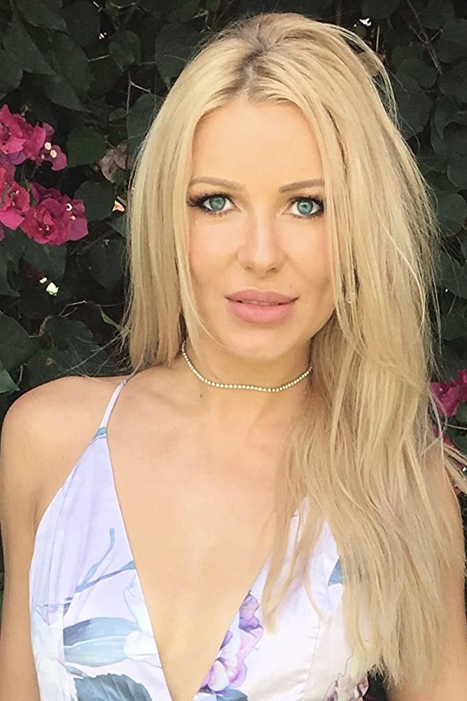 Anya Benton backdrop