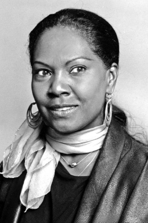 Laure Moutoussamy backdrop